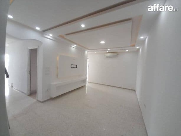 NOUVELLE ARIANA: APPARTEMENT S+3 À VENDRE