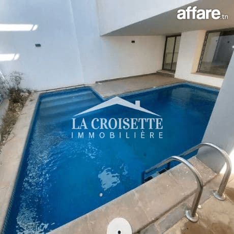 Duplex s3 avec piscine à Gammarth MDL0515