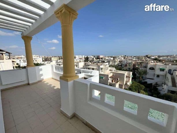 CITÉ HEDI NOUIRA - ARIANA : APPARTEMENT S+2 À LOUER 