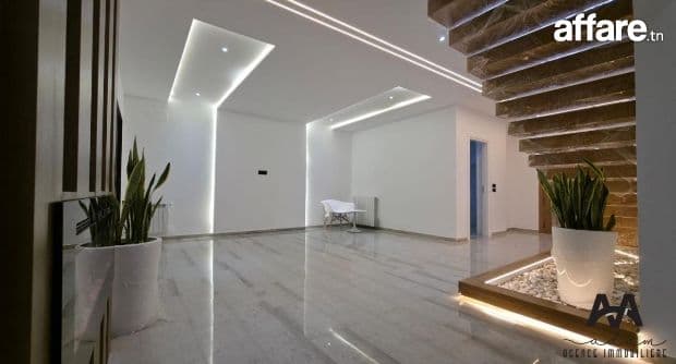 Villa Duplex S+3 avec Piscine à Beni Khiar Plage 