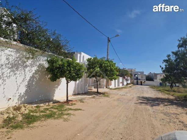 Terrain constructible de 250 m² à Mrezga à vendre 51355351