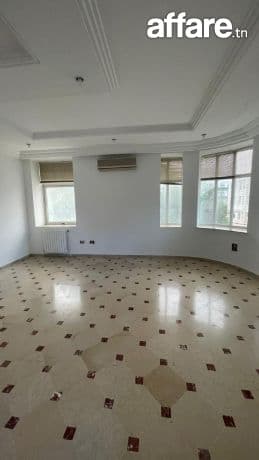 Immeuble bureautique au cité jardins 