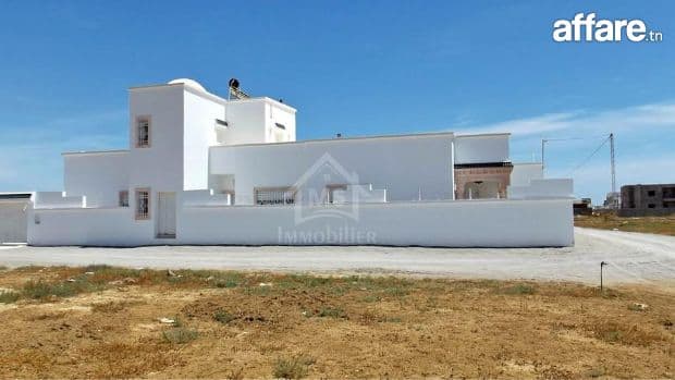 Belle villa avec jardin à Hammamet Sud à vendre 51355351