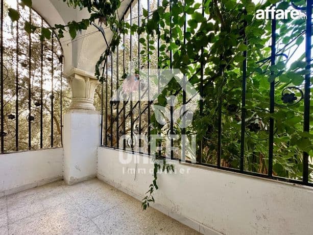 Appartement s+3 " Laouina "