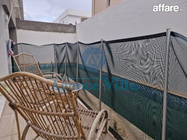 Duplex S+3 avec piscine – La Soukra