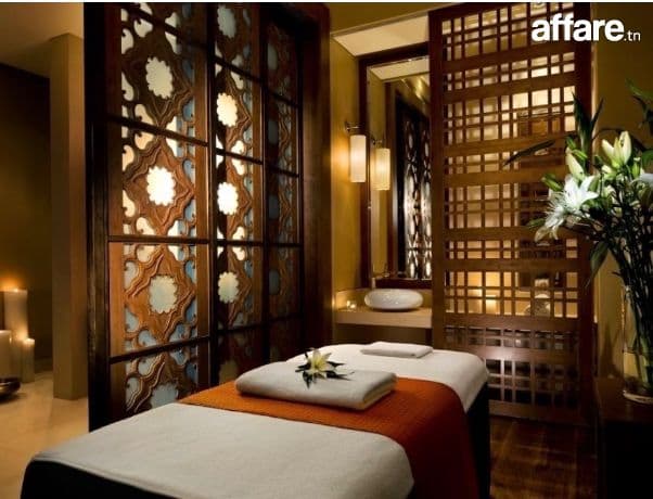 Une Transition Silencieuse 23 999 685