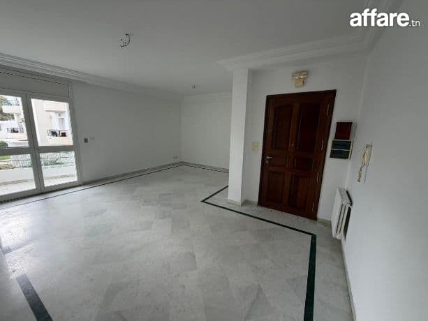 RIADH AL ANDALOUSE: APPARTEMENT S+3 A LOUER