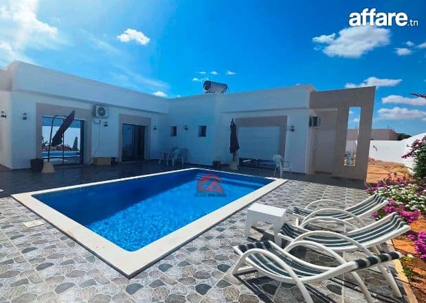 Vente de villa avec piscine à Midoun Djerba ZA  V 737