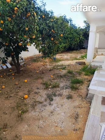 📍𝐄𝐍𝐍𝐀𝐒𝐑 ; à louer RDC Villa 𝐒+4 avec jardin 📍