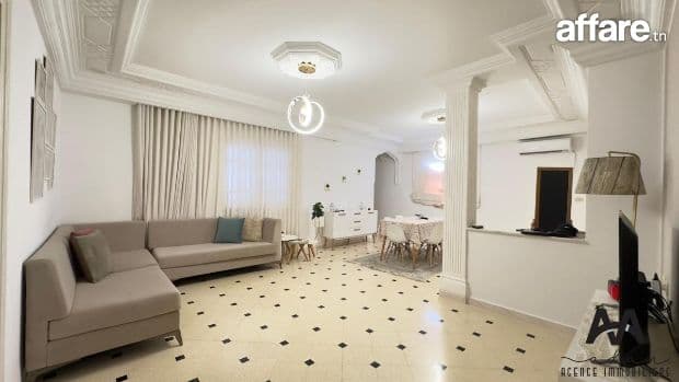 etage de villa S+2 meublé