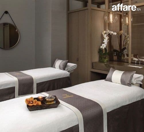 Une Présence Discrète 24 844 127