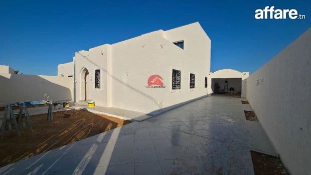 Vente de villa avec piscine à Houmt souk Djerba ZU