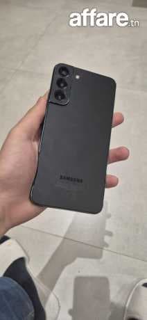 À Vendre : Samsung Galaxy S22+ 256Go – État Comme Neuf 📱✨