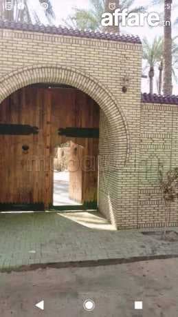 A vendre au zone touristique de touzeur 