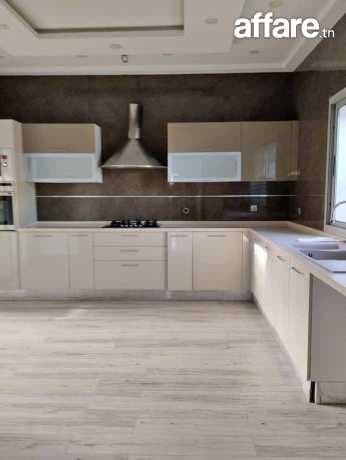 🛑🏠 Riadh El Andalous à louer agréable Étage villa S+4🛑🏠