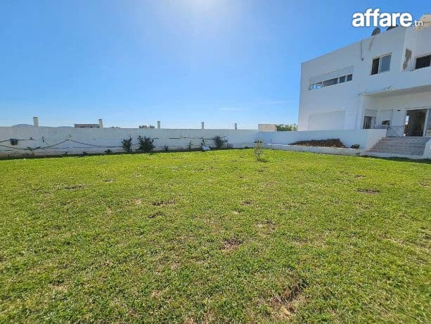📍𝗞𝗔𝗟𝗔𝗔𝗧 𝗔𝗡𝗗𝗔𝗟𝗢𝗨𝗦    VILLA  A VENDRE 