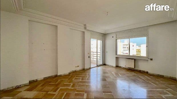 A Vendre Appartement S+2 à Jardin d'el Menzah
