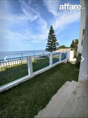 A ne pas rater  Villa R2 pieds dans l'eau  À chatt mariem 