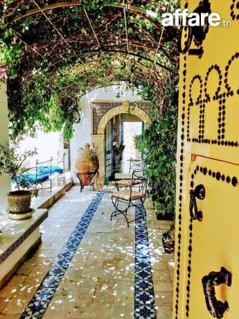 Maison arabesque avec piscine à Nabeul à vendre 51355351