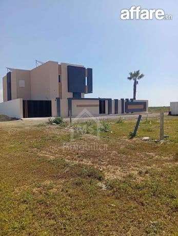 Un terrain de 1000 m² à KM71 coté plage à vendre 51355351