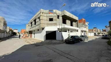Villa d’angle à Fouchana 340m² bâtis sur 170m² terrain – Idé