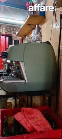 مكينة قهوة للبيع 3 قروب غاز وضوء نضيف برشا 