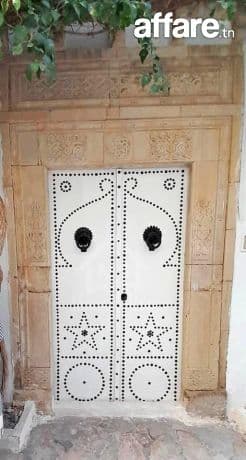 Maison arabesque S+2 meublée à vendre à Hammamet centre