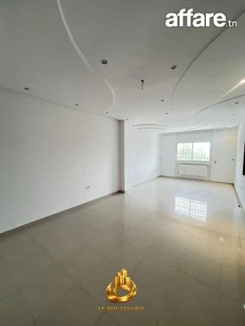 A Louer Etage De Villa 2S+3 Situé à Route De Tunis, Nabeul