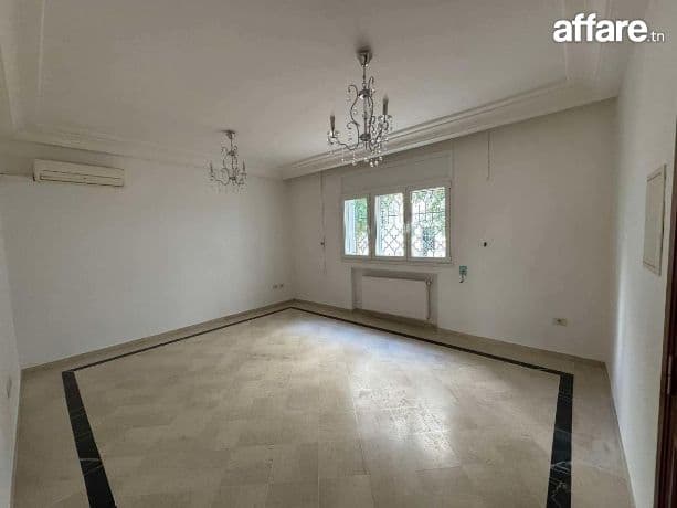 ENNASR 2 : APPARTEMENT S+1 RDC  À LOUER 