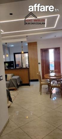 maison avec un garage à kélibia