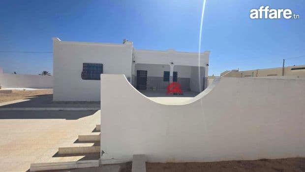 Maison avec terrain à vendre à Houmt Souk Djerba ZA