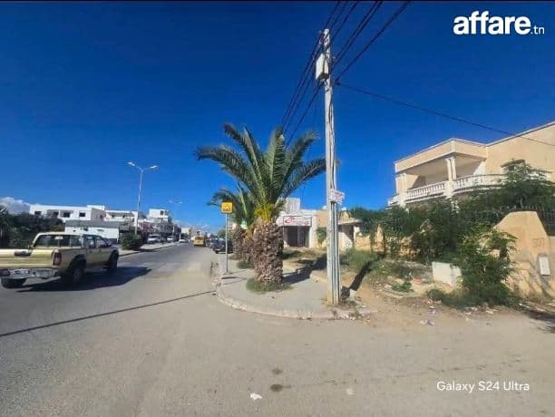 POUR LES PROMOTEUR. r+6  À KANTAOUI  villa opportunités 