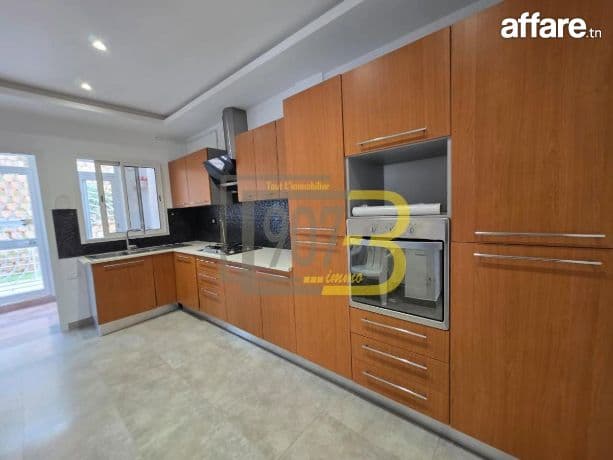 À louer Appartement S+2 avec jardin et terrasse – Menzah 9B