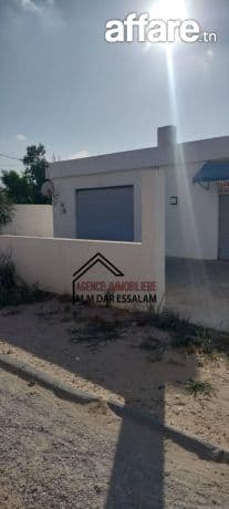 maison indépendante avec deux garages