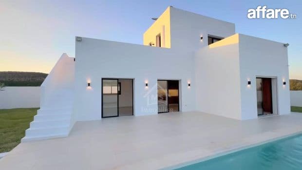 Villa avec jardin et piscine à vendre à Hammamet Sud51355351