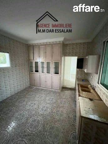 maison indépendante sur la route principal