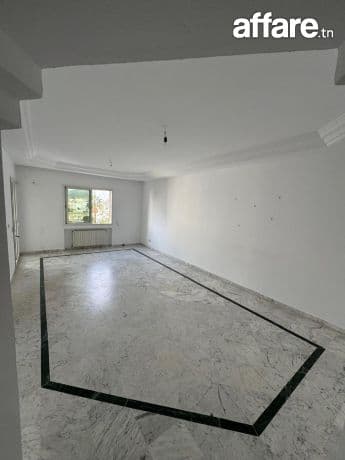 À vendre appartement S+3 125m² à Ezzahra – Quartier calme et
