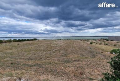 Terrain pieds dans l'eau de 1775 m² à Korba à vendre 