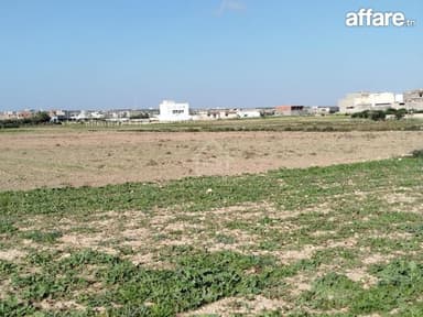Un terrain de 669 m² à Maamoura à vendre 51355351