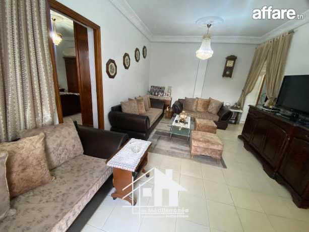 A vendre étage de villa S+3 à Bardo