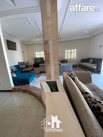 A louer étage de villa à usage bureautique au Bardo