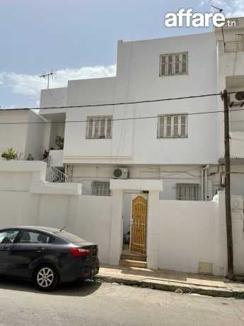 à vendre Villa numéro tél 21474230