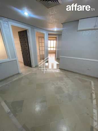 A louer bureau H+3 à Beb saadoun