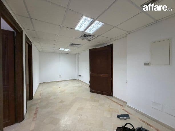  BORJ BACCOUCHE : BUREAU H+4 À LOUER 