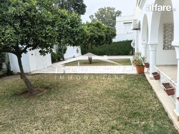 Rez-de-chaussée de villa s3 avec jardin à La Marsa MRCL0347