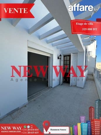 Etage de Villa avec une entrée indépendante à Hammem Sousse