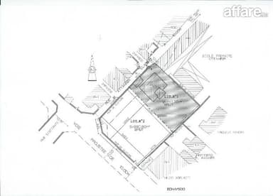 Terrain de 811 m² Route EL AIN km 2