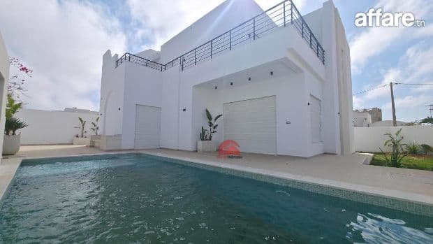 Grande villa avec piscine à vendre à Houmt Souk Djerba – ZU