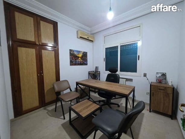 Bureau privé entièrement meublé à louer