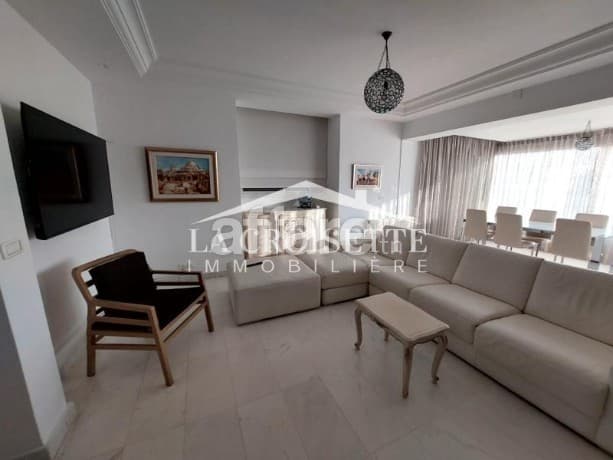 Duplex s2 meublé avec terrasse à Gammarth MDL0643